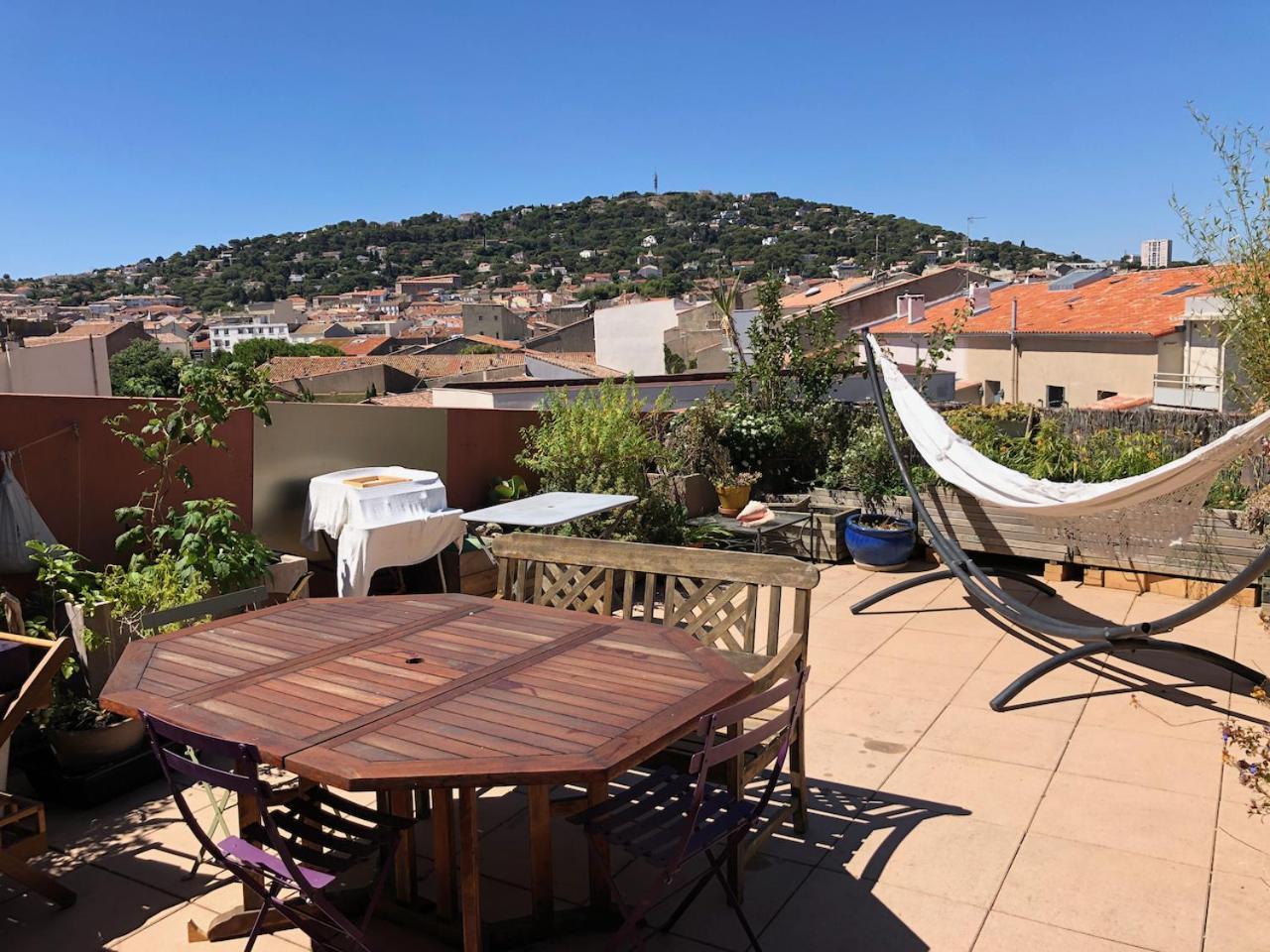 Апартаменты La Terrasse Des Capucines Сет Экстерьер фото